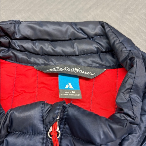 Eddie Bauer Men’s Navy/Red Puffer Jacket First Ascent Packable EB800 Size M - Picture 4 of 10